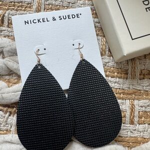 Nickel & Suede Black Textured Teardrop Earrings